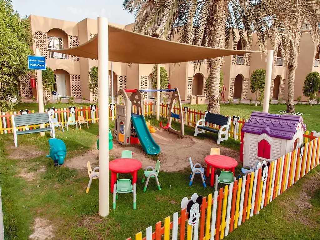 **** Semesteranläggning (resort) Sharjah Carlton Hotel Förenade Arabemiraten